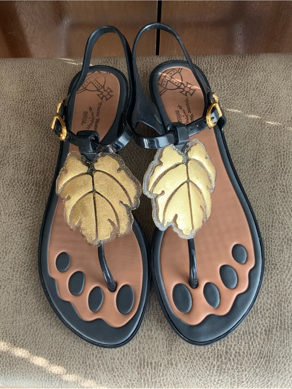 VIVIENNE WESTWOOD Anglomania + MELISSA Gold Leaf Jelly Sandals